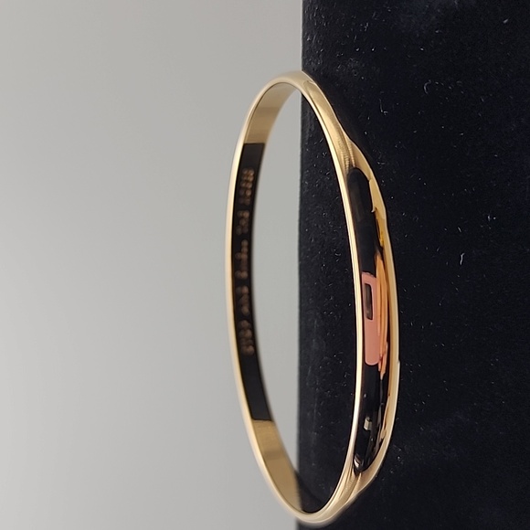 Kate Spade 8 Inch Elegant Gold Tone Women's Bracelet "Stop And Smell The Roses" - Picture 1 of 5